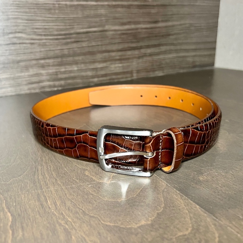 NWOT Vince Camuto Exotic Print Leather Belt